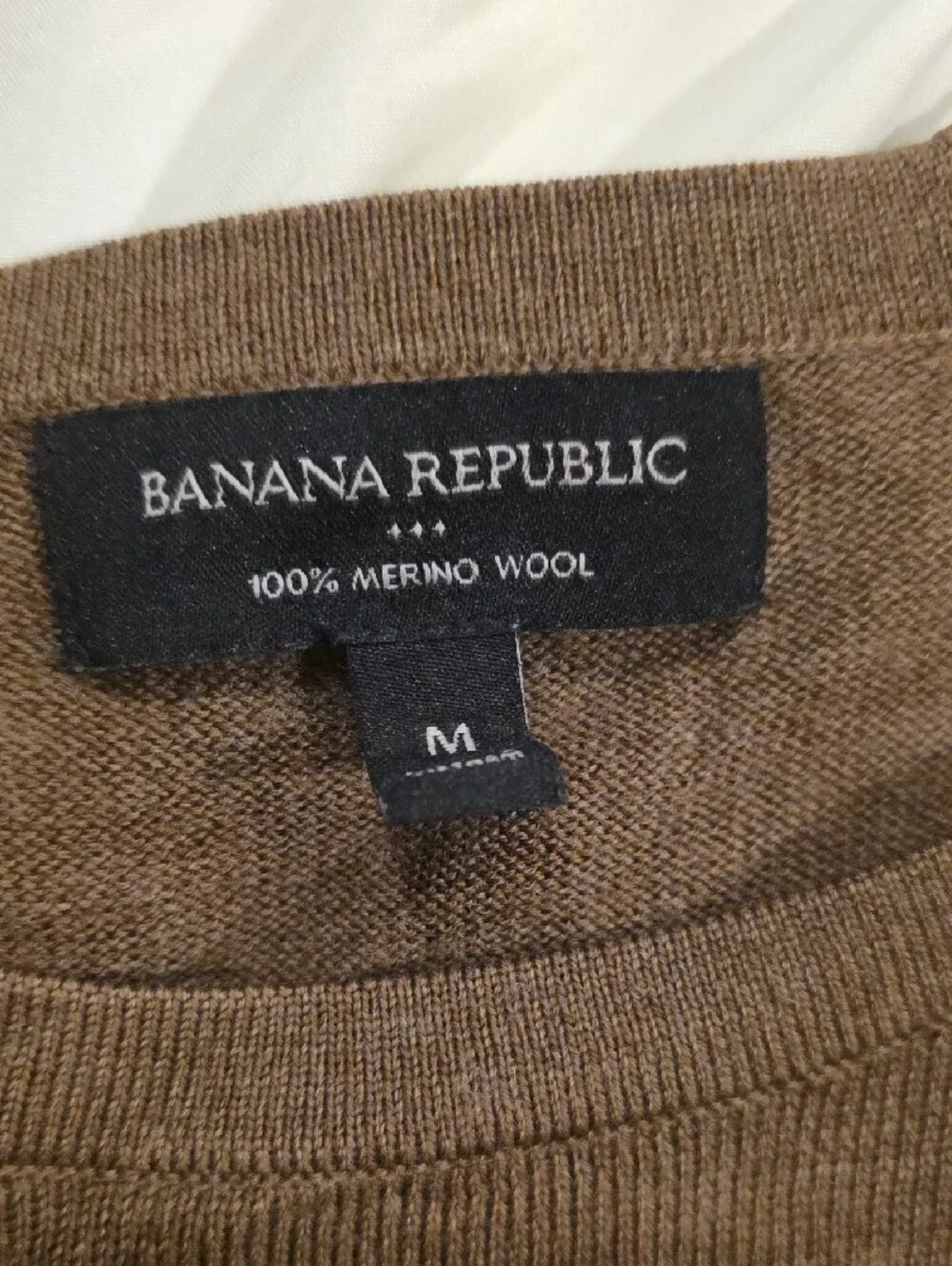 Banana Republic Men’s Brown Crewneck Wool Sweater